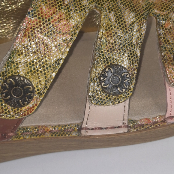 ALEGRIA Enmeshed Slide Sandals Floral Gold Peach Sage Green Tan EU 39 US 9 - Picture 7 of 11